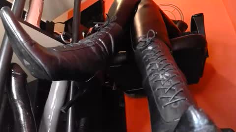 GODDESS MIDNIGHT online show from November 20, 7:02 pm