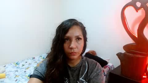  Naih Reyes online show from December 9, 2:56 am