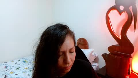  Naih Reyes online show from December 23, 7:38 am