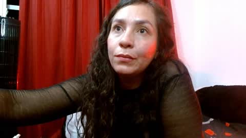  Naih Reyes online show from February 17, 5:04 am