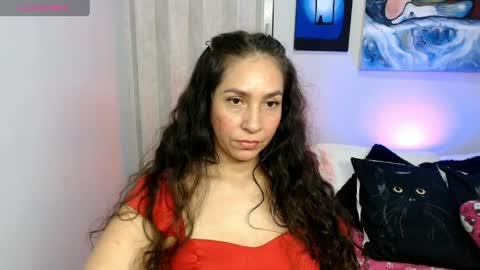  Naih Reyes online show from April 8, 4:23 am