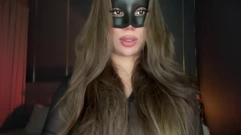 Snapshot of goddessofalltime69 chatting on January 8, 3:51 am call me majesty online show from January 8, 3:51 am