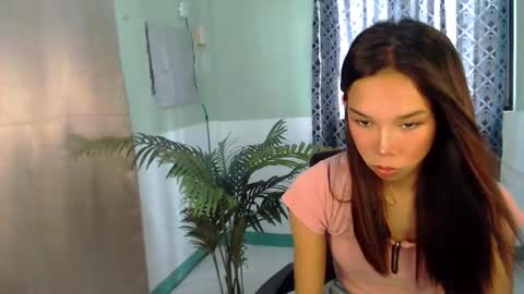 JENNIFER online show from December 21, 6:09 am