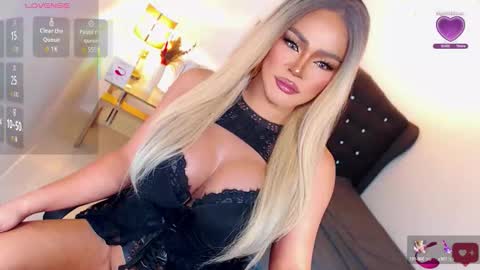 Snapshot of goddesss_hera chatting on October 6, 12:46 pm Miss Anna online show from October 6, 12:46 pm