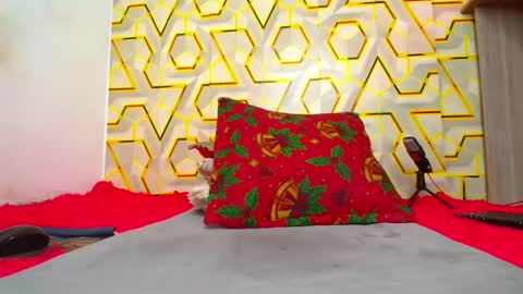 Snapshot of goddessshebony chatting on December 28, 3:48 pm goddess online show from December 28, 3:48 pm