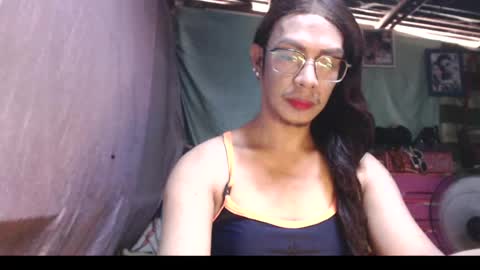 KENNY DOLL online show from May 19, 6:42 am