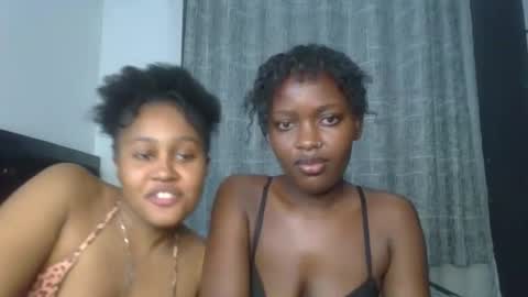 godess_lunah online show from May 8, 8:14 pm