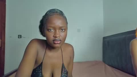 Snapshot of godess_lunah chatting on May 15, 5:42 pm godess_lunah online show from May 15, 5:42 pm
