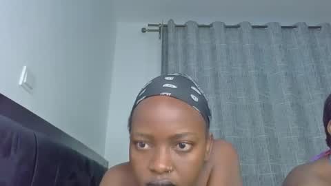 Snapshot of godess_lunah chatting on May 17, 2:46 pm godess_lunah online show from May 17, 2:46 pm