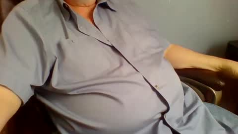 Snapshot of godfather943 chatting on February 13, 7:10 pm godfather943 online show from February 13, 7:10 pm