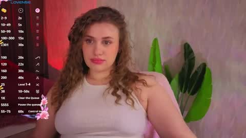 Snapshot of goga_li chatting on April 9, 8:03 pm Lilya online show from April 9, 8:03 pm