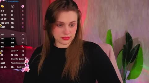 Snapshot of goga_li chatting on April 18, 8:53 pm Lilya online show from April 18, 8:53 pm