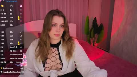 Snapshot of goga_li chatting on April 23, 5:37 pm Lilya online show from April 23, 5:37 pm