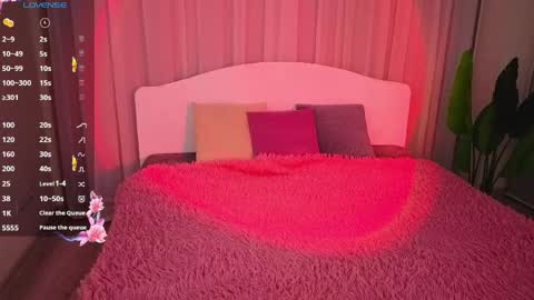 Snapshot of goga_li chatting on April 30, 8:37 pm Lilya online show from April 30, 8:37 pm