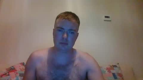 Snapshot of gogo12104 chatting on December 9, 6:25 pm jme online show from December 9, 6:25 pm