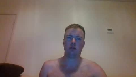 Snapshot of gogo12104 chatting on October 29, 10:44 pm jme online show from October 29, 10:44 pm