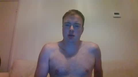 Snapshot of gogo12104 chatting on November 13, 7:13 pm jme online show from November 13, 7:13 pm