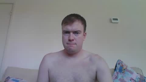 Snapshot of gogo12104 chatting on March 14, 3:28 pm jme online show from March 14, 3:28 pm