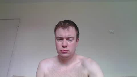 Snapshot of gogo12104 chatting on April 4, 12:24 pm jme online show from April 4, 12:24 pm