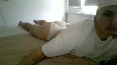 gogoboy2302 online show from September 29, 5:29 pm