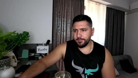 gold_alpha_boy online show from October 15, 8:36 am