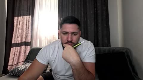 gold_alpha_boy online show from November 24, 9:53 am