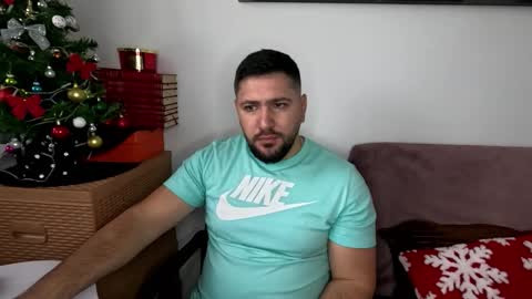 gold_alpha_boy online show from December 5, 9:29 am