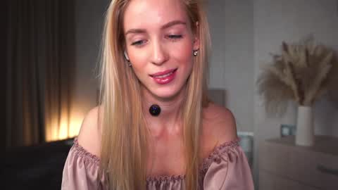 Olivia online show from January 23, 8:04 am