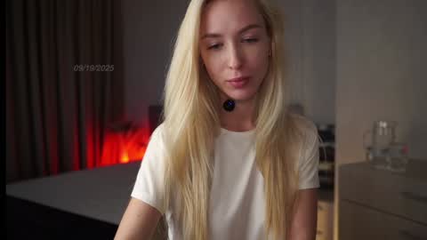 Olivia online show from September 19, 9:00 am
