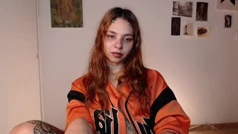Snapshot of golden_alaska chatting on May 11, 11:57 pm Alaska online show from May 11, 11:57 pm