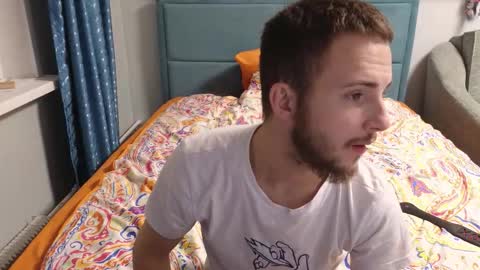 Golden boyyy21 online show from October 26, 8:59 pm