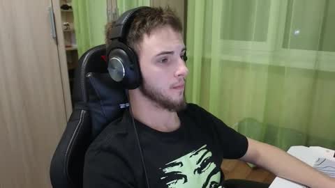 Golden boyyy21 online show from December 21, 6:26 pm