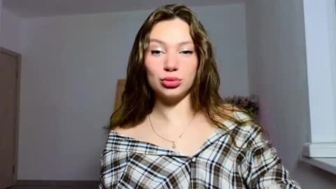 Flora online show from April 11, 6:12 pm