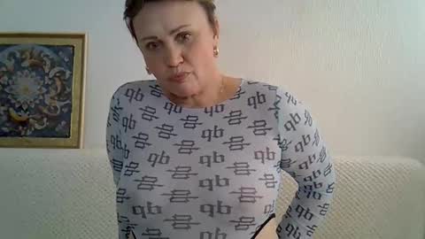 Snapshot of golden_kessie chatting on May 4, 7:15 am golden_kessie online show from May 4, 7:15 am
