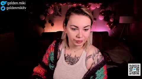 Snapshot of golden_miki chatting on January 16, 2:19 am Shy in the streets but a freak in the sheets online show from January 16, 2:19 am