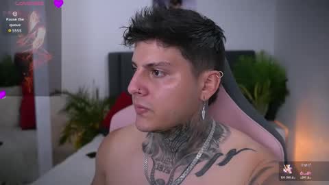 Snapshot of goldenatlasx chatting on February 11, 8:36 pm goldenatlasx online show from February 11, 8:36 pm