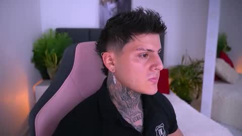 goldenatlasx online show from February 23, 6:38 pm