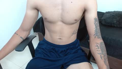   online show from March 29, 7:25 pm