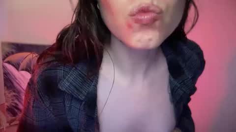 Snapshot of goldengirlcartierxo chatting on January 14, 6:24 am Goldengirlcartier online show from January 14, 6:24 am