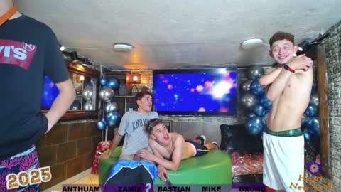 GOLDENJOI online show from December 20, 3:53 pm