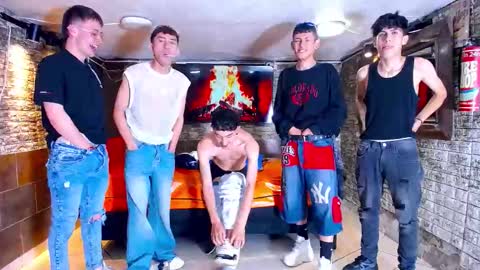 GOLDENJOI online show from September 12, 10:10 pm