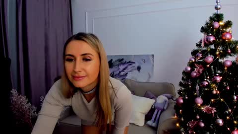 Olivia online show from December 6, 2:38 pm