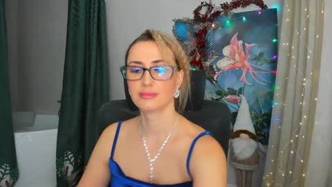 Olivia online show from December 25, 3:18 am