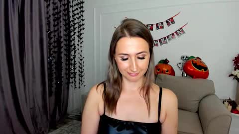 Olivia online show from October 19, 7:58 pm