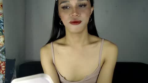Lily is Gold online show from July 15, 1:55 am