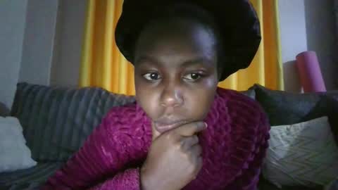 goldiecandy online show from February 9, 4:16 am