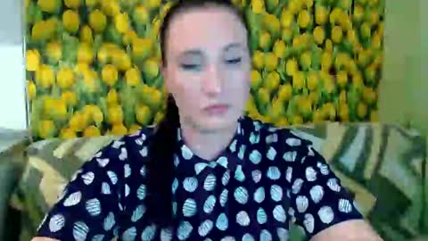 Snapshot of goldmoonn chatting on March 2, 12:54 pm goldmoonn online show from March 2, 12:54 pm