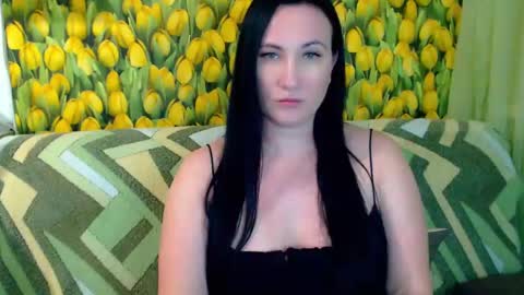 Snapshot of goldmoonn chatting on March 6, 6:37 pm goldmoonn online show from March 6, 6:37 pm