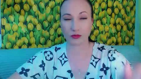 goldmoonn online show from May 17, 3:19 pm