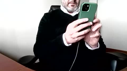 Snapshot of golfpro84 chatting on March 31, 7:25 pm golfpro84 online show from March 31, 7:25 pm